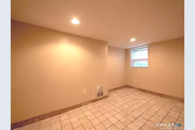 467 Quinnipiac Avenue #1, New Haven, CT 06513 - Photo 9
