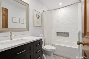 302 Bar Harbor Rd, Stratford, CT 06614 - Photo 21