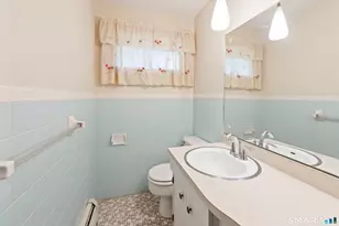 138 Magee Dr, Hamden, CT 06514 - Photo 23