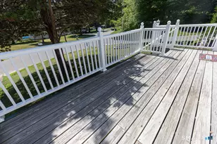 9 Whitewood Rd, Clinton, CT 06413 - Photo 5