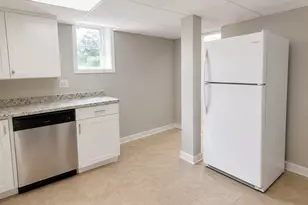 3 -17 Curve St, Branford, CT 06405 - Photo 5