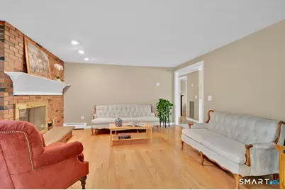 24 Brookview Drive, Glastonbury, CT 06033 - Photo 9