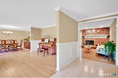 24 Brookview Drive, Glastonbury, CT 06033 - Photo 3