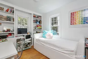 24 Henry St, Darien, CT 06820 - Photo 9