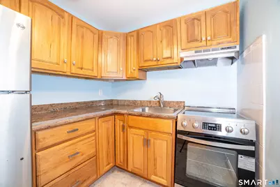 637 Cove Road #D5, Stamford, CT 06902 - Photo 5
