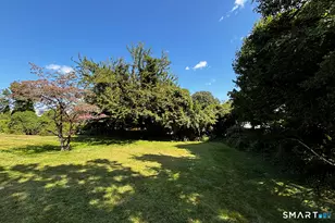 405 S Pine Creek Rd, Fairfield, CT 06824 - Photo 19