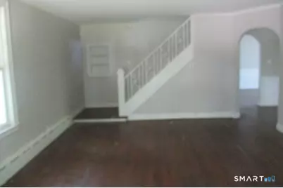 28 Trowbridge Street, Waterbury, CT 06710 - Photo 11