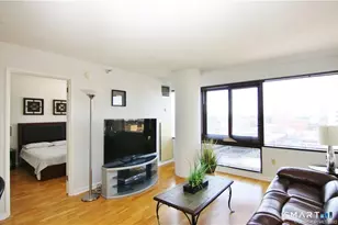 127 Greyrock Pl, Stamford, CT 06901 - Photo 5