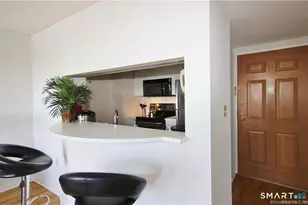 127 Greyrock Pl, Stamford, CT 06901 - Photo 9