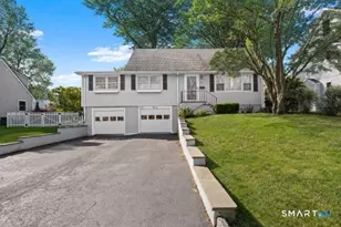 111 Mayweed Rd, Fairfield, CT 06824 - Photo 1