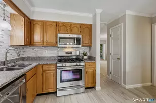 55 Dartmoor Rd, Enfield, CT 06082 - Photo 13