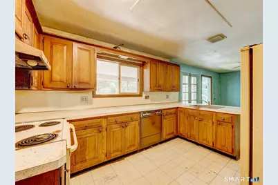 951 Woodruff Street, Southington, CT 06489 - Photo 9