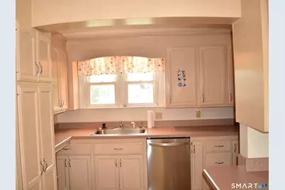 505 Burlington Avenue, Bristol, CT 06010 - Photo 17