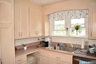 505 Burlington Ave, Bristol, CT 06010 - Photo 25