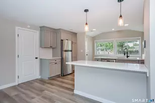 17 Audette Dr, Wallingford, CT 06492 - Photo 9