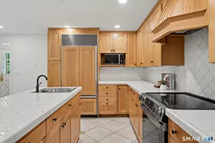 222 Silver Hill Ln, Stamford, CT 06905 - Photo 23
