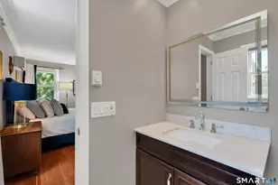 33 Wayne Dr, East Lyme, CT 06333 - Photo 23