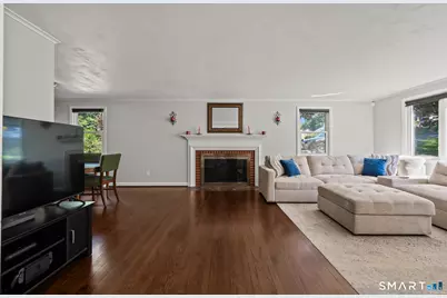 35 Fairwood Farms Drive, West Hartford, CT 06107 - Photo 5