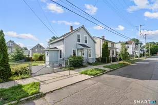 39 Edwards St, Hamden, CT 06517 - Photo 1