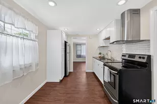 7 James St, East Haven, CT 06512 - Photo 11