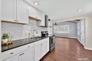7 James St, East Haven, CT 06512 - Photo 15