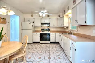 954 Howe Ave, Shelton, CT 06484 - Photo 3