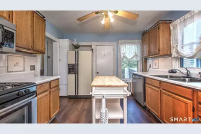 235 Union Avenue, West Haven, CT 06516 - Photo 17