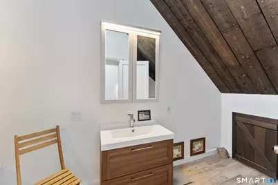 564 Hubbard Road, Killingly, CT 06241 - Photo 17