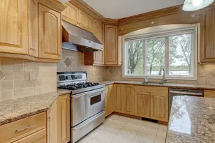 501 Highland St, Wethersfield, CT 06109 - Photo 9