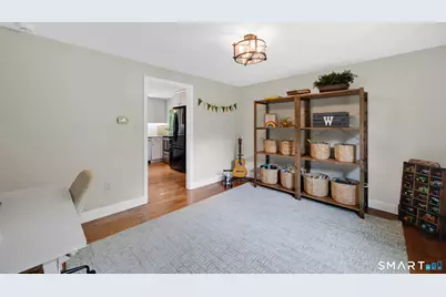 4 Lincoln Lane, Simsbury, CT 06089 - Photo 15