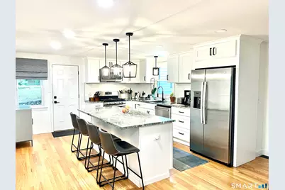 530 Bloomfield Avenue, Bloomfield, CT 06002 - Photo 11