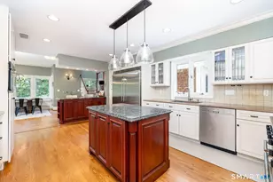 82 Ledyard Rd, West Hartford, CT 06117 - Photo 3