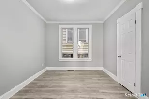 23 Wall St, Waterbury, CT 06705 - Photo 9