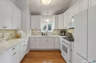 161 Leetes Island Rd, Branford, CT 06405 - Photo 23