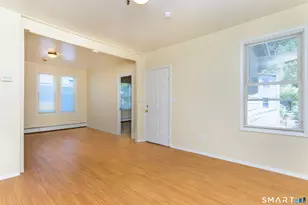237 Bishop St, Waterbury, CT 06704 - Photo 7