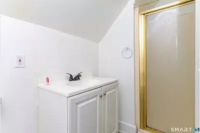 237 Bishop Street, Waterbury, CT 06704 - Photo 17