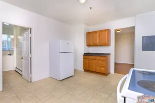 237 Bishop St, Waterbury, CT 06704 - Photo 9