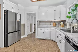 131 Francis St, New Britain, CT 06053 - Photo 9