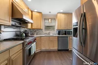 101 Sleeping Giant Drive, Hamden, CT 06518 - Photo 9