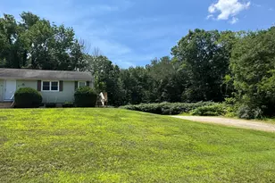 8 White Oak Rd, Mansfield, CT 06250 - Photo 5