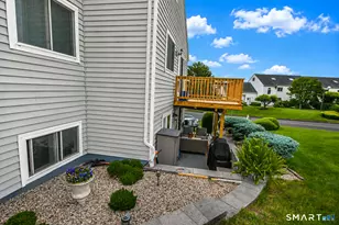 1 Avon Dale Rd, Cromwell, CT 06416 - Photo 9