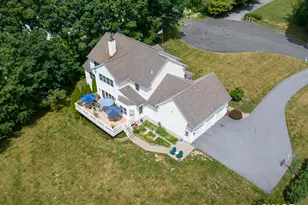 75 Warren Glen, Burlington, CT 06013 - Photo 5