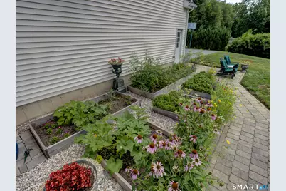 75 Warren Glen, Burlington, CT 06013 - Photo 7