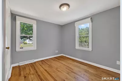 47 Clearview Avenue, East Haven, CT 06512 - Photo 5