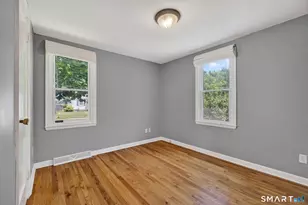 47 Clearview Ave, East Haven, CT 06512 - Photo 5