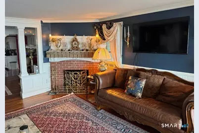 3 Crescent Bluff Avenue, Branford, CT 06405 - Photo 11