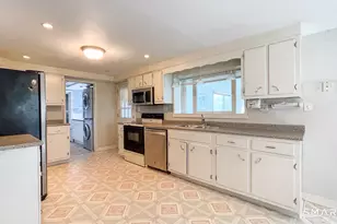 107 Tower Rd, Brookfield, CT 06804 - Photo 17