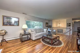 31 Paugussett Rd, Newtown, CT 06482 - Photo 9