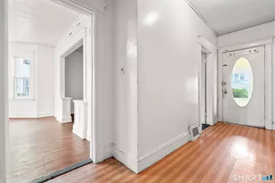 148 Kent Street, Hartford, CT 06112 - Photo 9