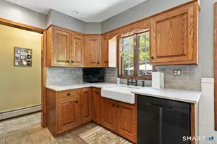 117 Rolling Hills Dr, Oxford, CT 06478 - Photo 13